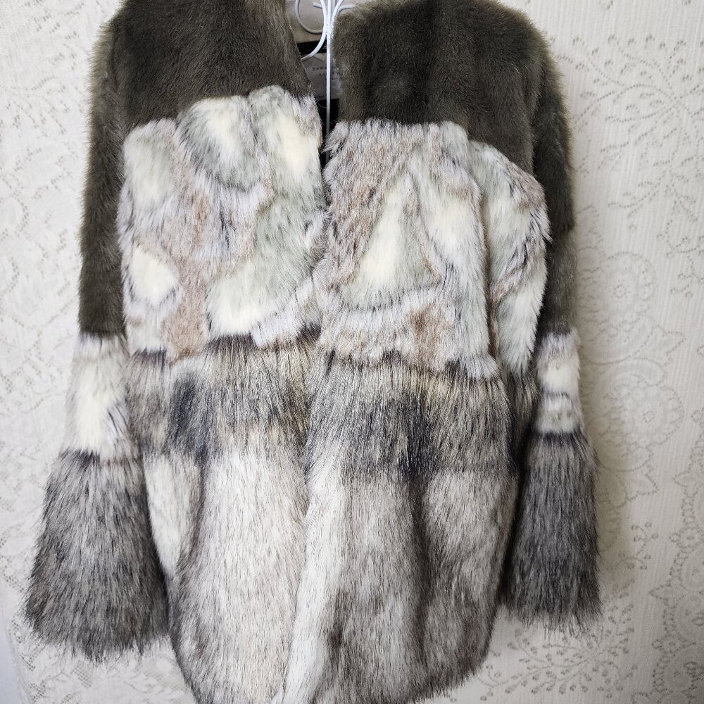 Zara faux fur jacket medium